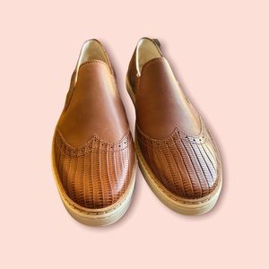 Ugg Hadria croc embossed leather slip on sneakers, new without box. US size 8